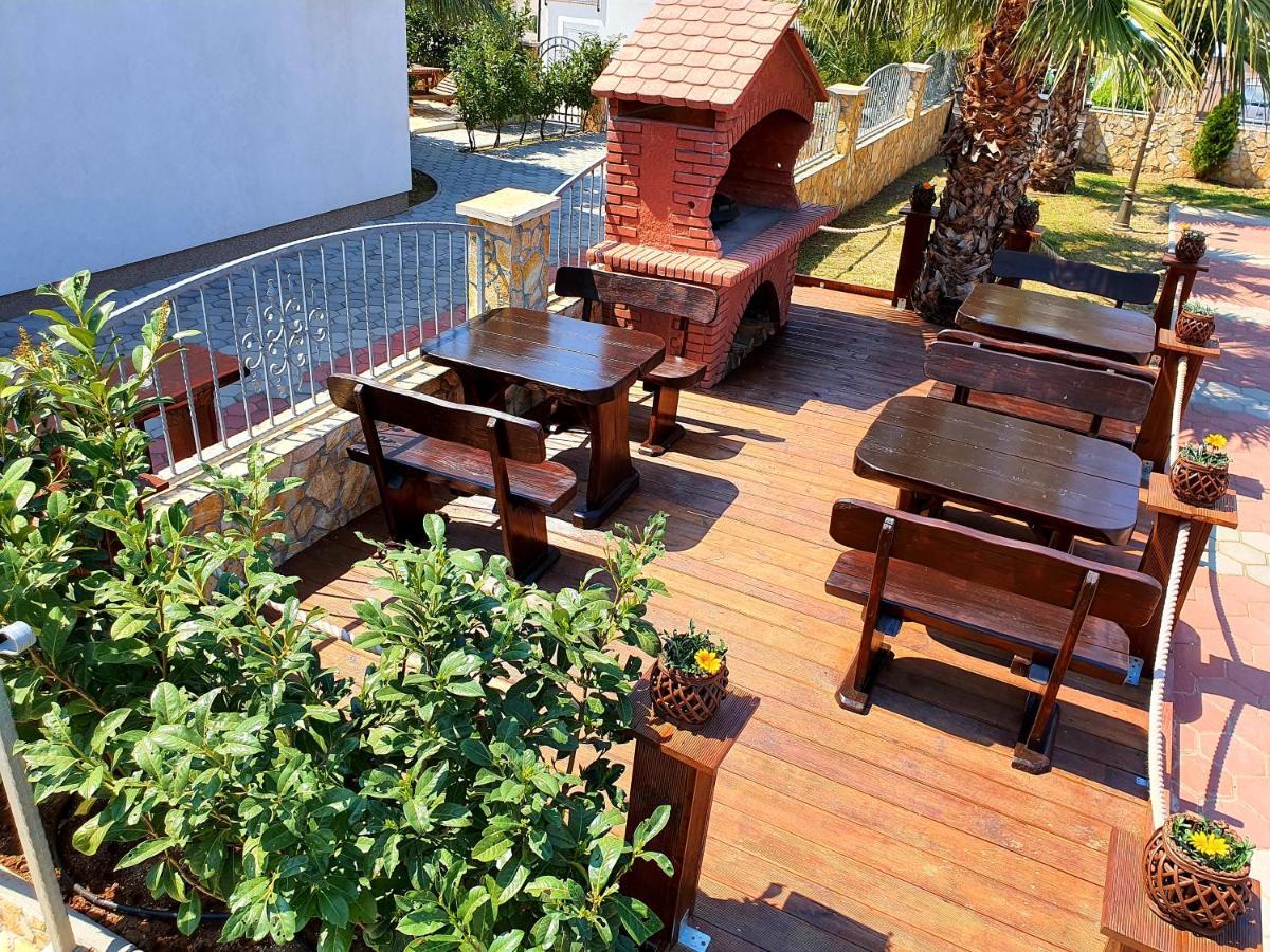Boutique Hotel Bora & Villas Garamm Pakoštane 外观 照片