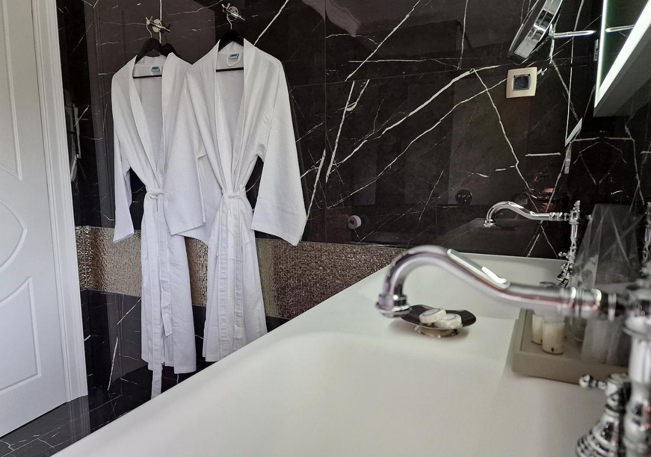Boutique Hotel Bora & Villas Garamm Pakoštane 外观 照片
